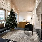 Апарт-отель Santa's Luxury 2, Santa Claus Village