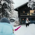 Santa's Luxury 2, Santa Claus Village 4* Рованиеми