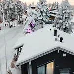 Santa's Luxury 2, Santa Claus Village Апарт-отель