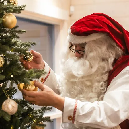 Santa's Luxury 2, Santa Claus Village 罗瓦涅米